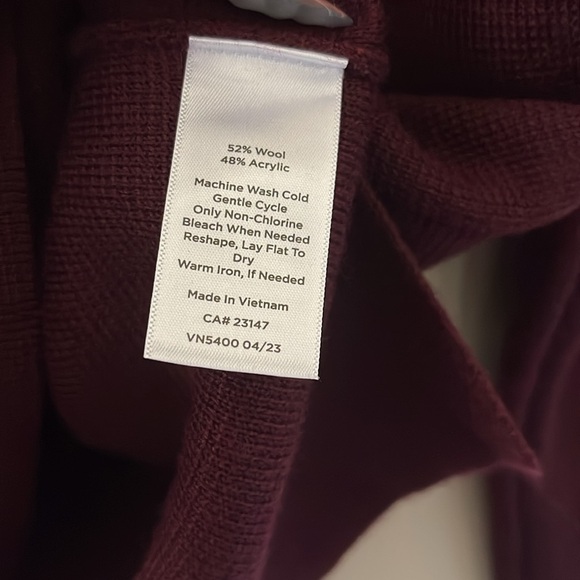 Burgundy V-Neck Talbots Sweater - Picture 4 of 5